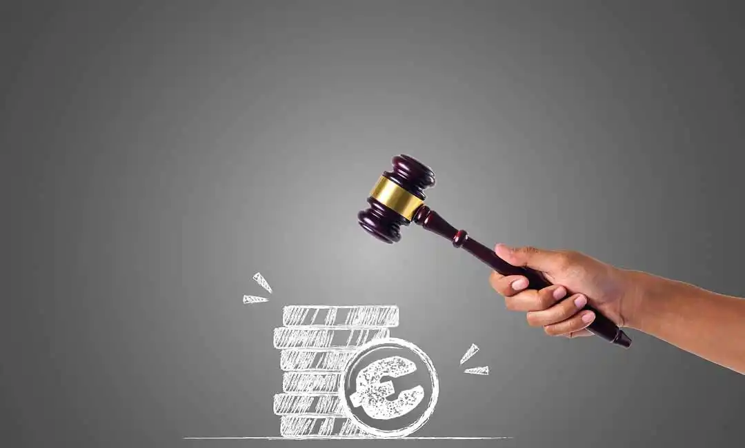 Assurance couvrant les frais de justice après condamnation de l'employeur.
